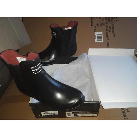 London Fog Piccadilly Rain Boots, Women's Size 7M,SHINY black MSRP $50, shelf164 - Picture 3 of 7